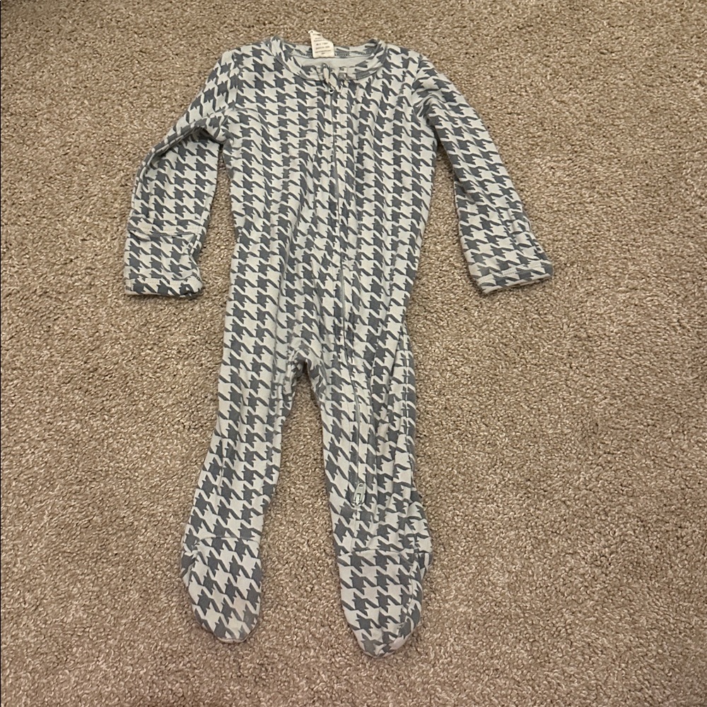 Kate Quinn Blue 6-9 month Blue Houndstooth  organic cotton Footie double zip
